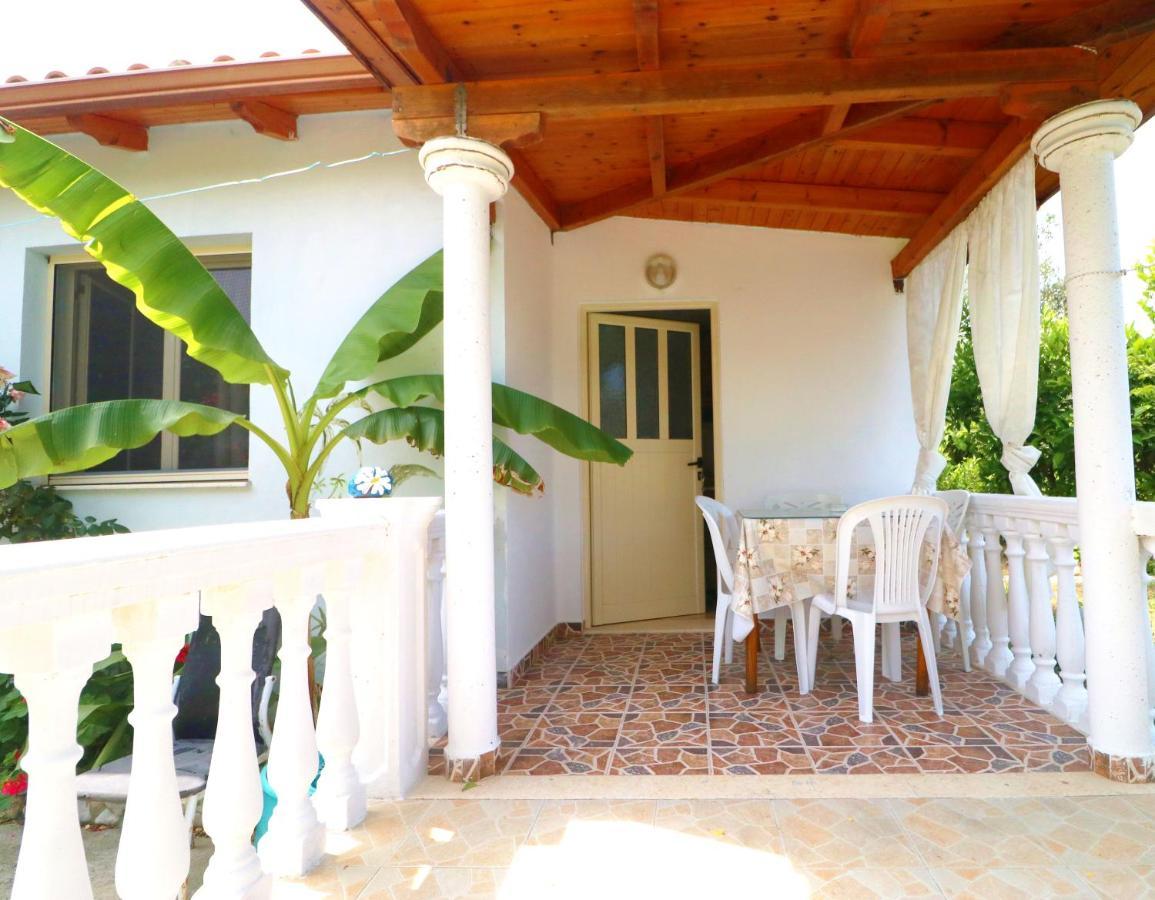 Novruzi Complex Villa Vlore Luaran gambar