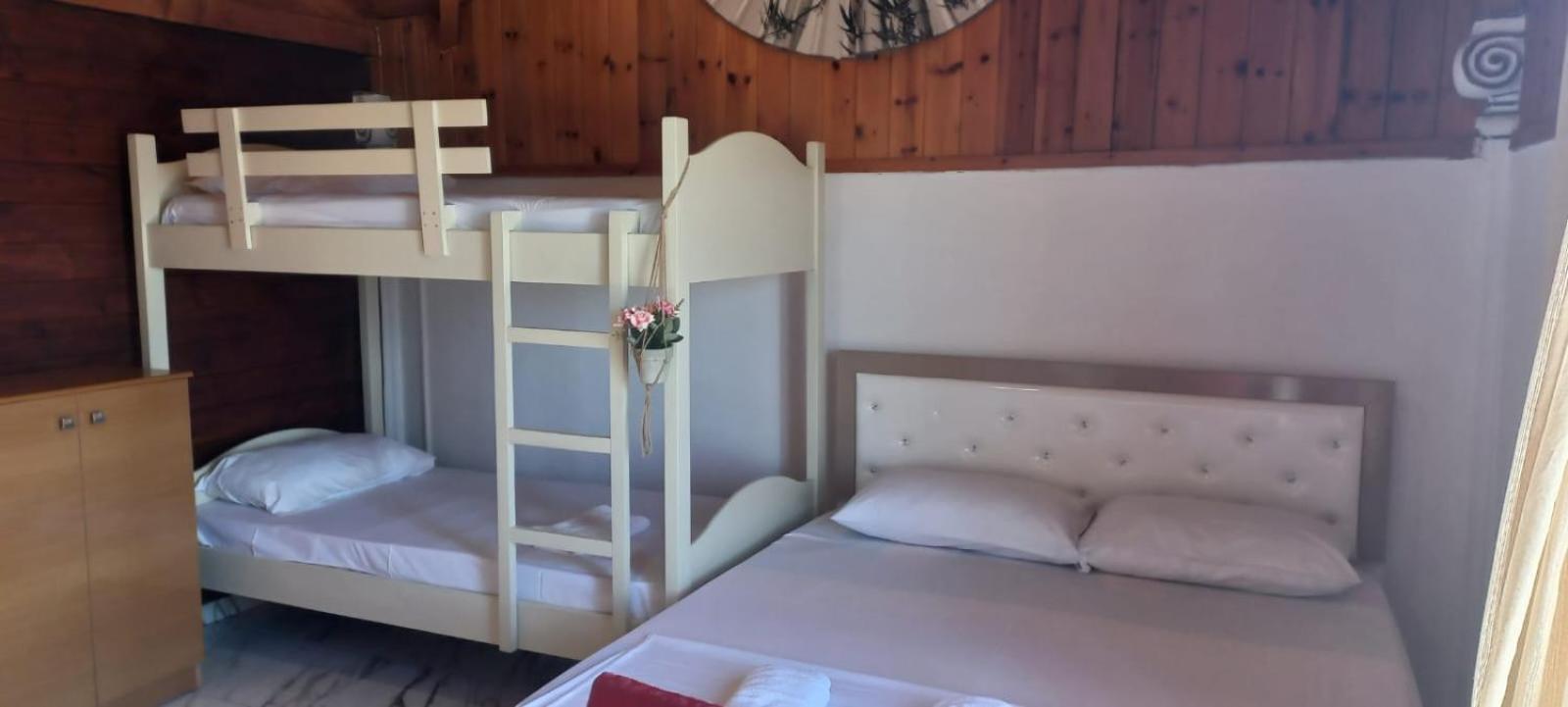 Novruzi Complex Villa Vlore Luaran gambar