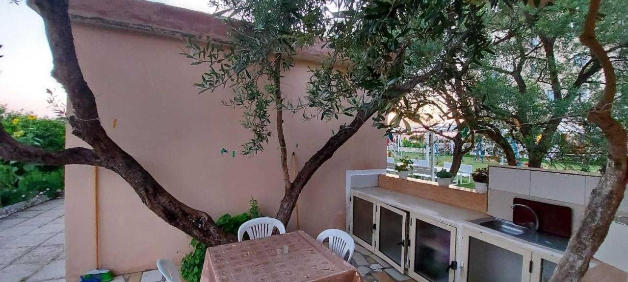 Novruzi Complex Villa Vlore Luaran gambar