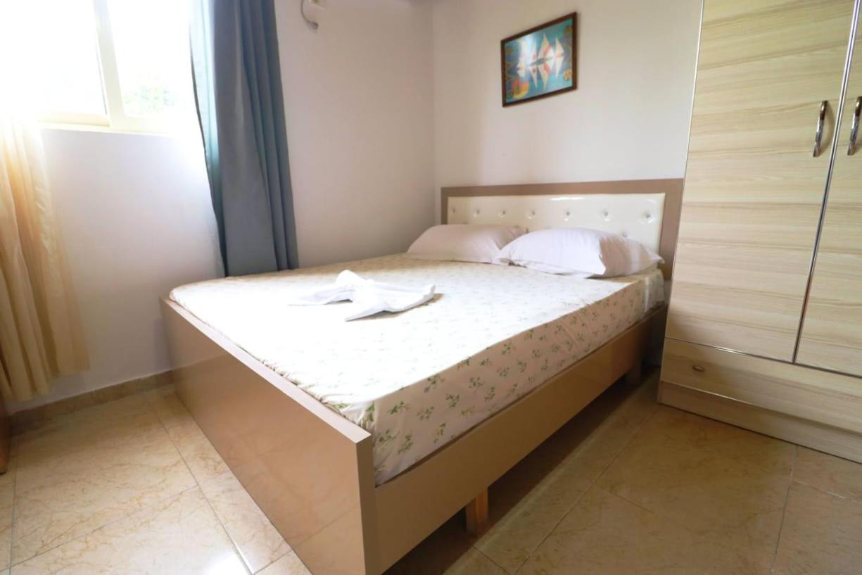 Novruzi Complex Villa Vlore Luaran gambar