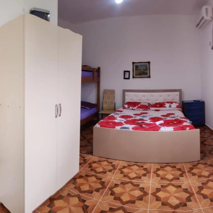 Novruzi Complex Villa Vlore Luaran gambar